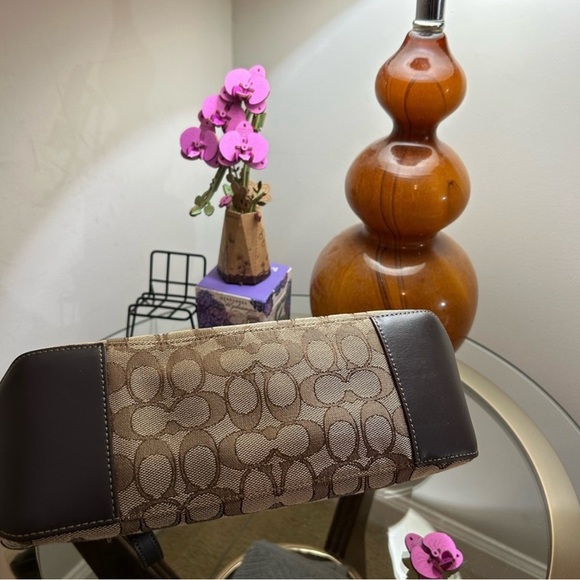 Coach Brown and Black Signature Tote - Picture 12 of 13